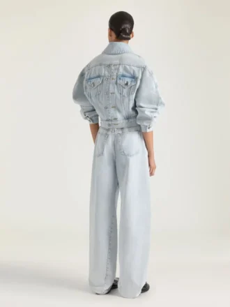 Back-to-front-kokongjakke i lyseblå denim