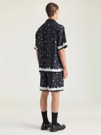 Bermudashorts i silke med blomstertrykk