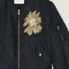 Bomberjakke med couture-sømmer i nylon Bomberjakke med couture-sømmer i nylon