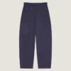 Couture Seam Cargo-bukser i fiskebensmønstret denim Couture Seam Cargo-bukser i fiskebensmønstret denim