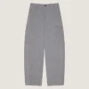 Couture Seam Cargo-bukser i fiskebensmønstret denim Couture Seam Cargo-bukser i fiskebensmønstret denim
