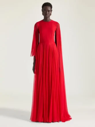 Drapert aftenkjole i chiffon med kappe