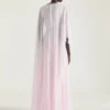 drapert aftenkjole i chiffon med krystaller og kappe drapert aftenkjole i chiffon med krystaller og kappe