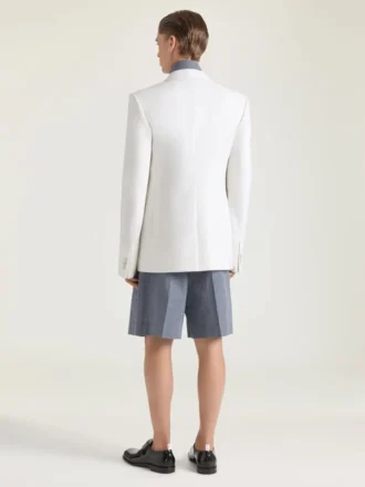 Enkeltspent, tettsittende jakke i ull og mohair Enkeltspent, tettsittende jakke i ull og mohair
