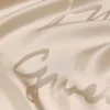 Firkantet i silkejacquard med Givenchy-signatur