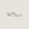 Givenchy Tape-mansjettarmbånd i metall og emalje Givenchy Tape-mansjettarmbånd i metall og emalje