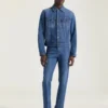 Jakke i mellomblå denim Jakke i mellomblå denim