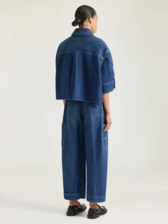 Kort kokongskjorte i mellomblå denim