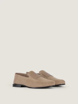 Label-loafers i semsket skinn