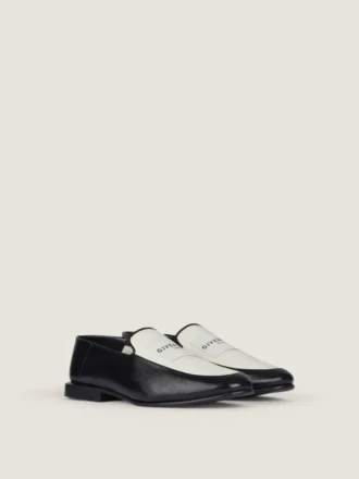 Label-loafers i skinn og lerret
