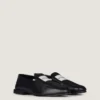 Label-loafers i skinnende skinn Label-loafers i skinnende skinn
