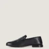 Label-loafers i skinnende skinn Label-loafers i skinnende skinn