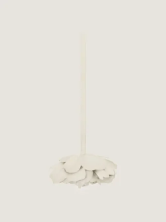 Liten roseblad-charm i nappaskinn