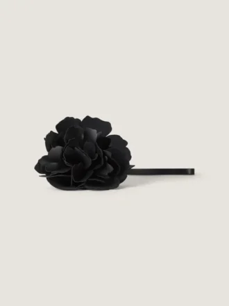 Liten roseblad-charm i nappaskinn
