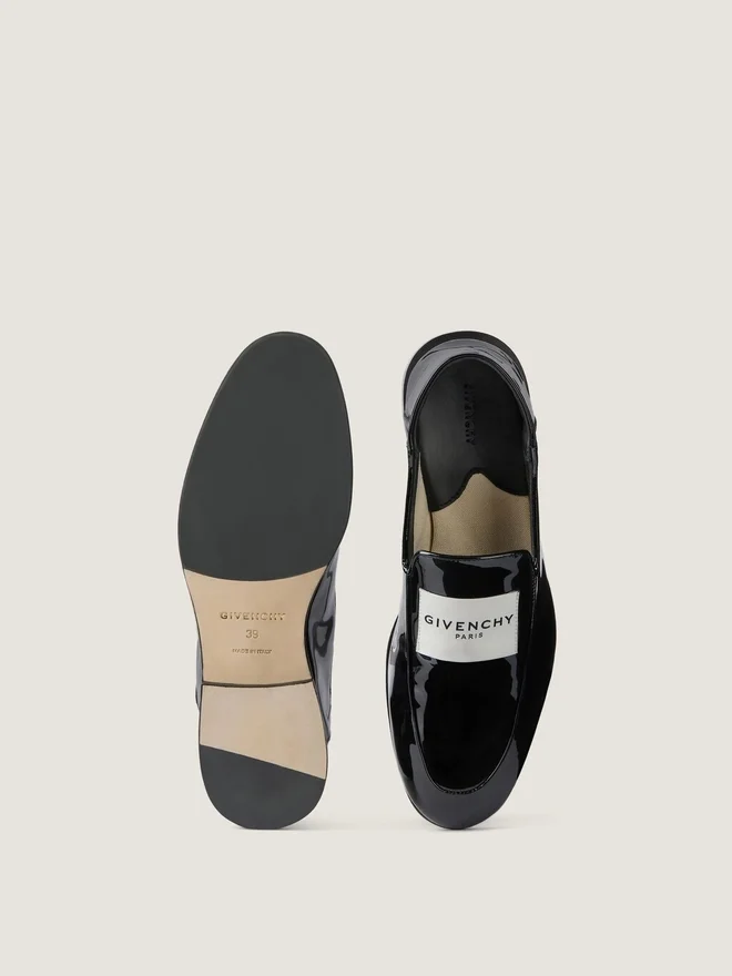 Loafers i lakkskinn Loafers i lakkskinn