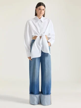 Mellomblå jeans med oppbrett