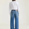 Mellomblå jeans med oppbrett