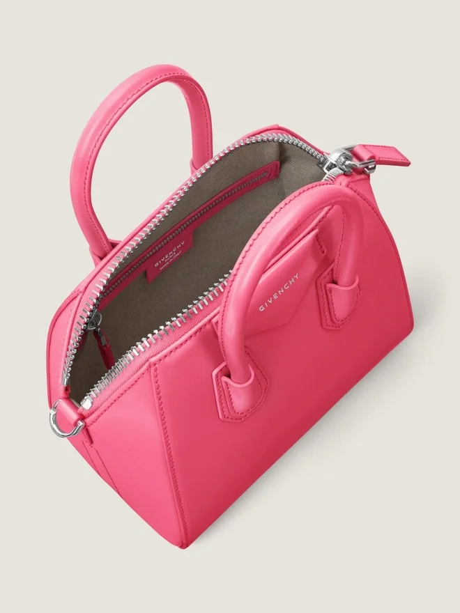 Mini Antigona Bag i Box-lær Mini Antigona Bag i Box-lær