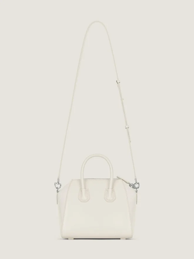 Mini Antigona Bag i Box-lær Mini Antigona Bag i Box-lær
