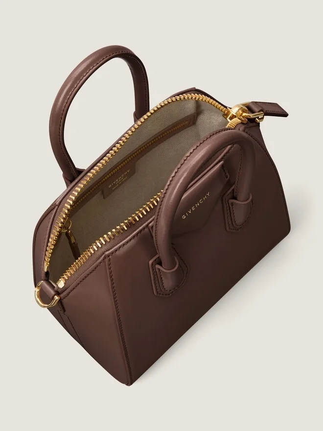 Mini Antigona Bag i Box-lær Mini Antigona Bag i Box-lær