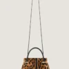 Mini Pinch-veske i skinn med ponyeffekt og leopardmønster Mini Pinch-veske i skinn med ponyeffekt og leopardmønster