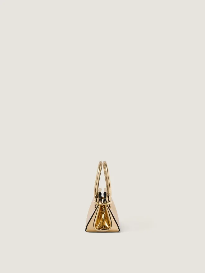 Mini Pinch-veske i skinn med speileffekt Mini Pinch-veske i skinn med speileffekt