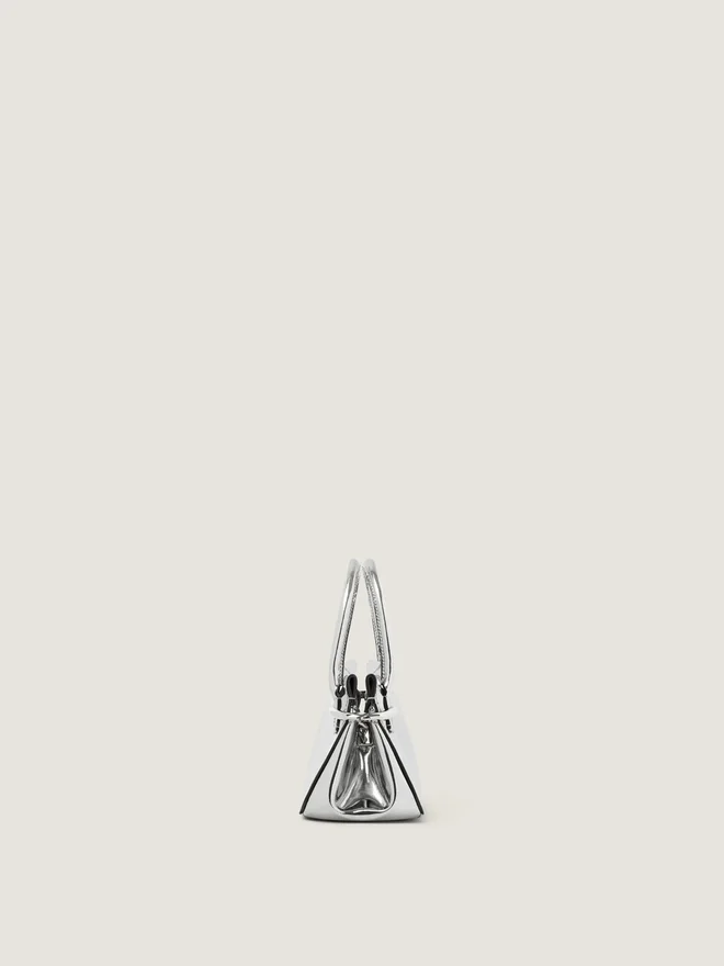 Mini Pinch-veske i skinn med speileffekt Mini Pinch-veske i skinn med speileffekt