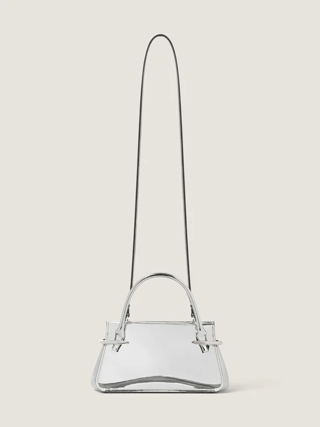 Mini Pinch-veske i skinn med speileffekt Mini Pinch-veske i skinn med speileffekt