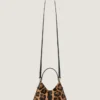 Nano Voyou Bag i skinn med ponyeffekt og leopardmønster Nano Voyou Bag i skinn med ponyeffekt og leopardmønster