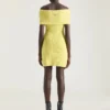 Off-the-shoulder minikjole i ull Off-the-shoulder minikjole i ull