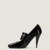 Pumps i lakkskinn med skåret, firkantet Givenchy-bånd Pumps i lakkskinn med skåret, firkantet Givenchy-bånd
