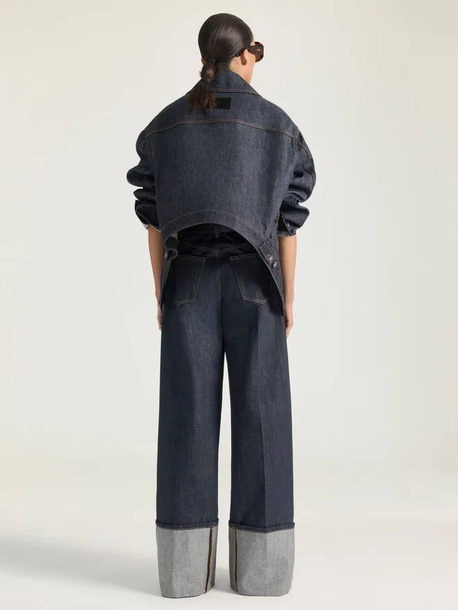 Rå jeans med oppbrett Rå jeans med oppbrett