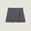 Shorts med doble plisseringer i ull Shorts med doble plisseringer i ull