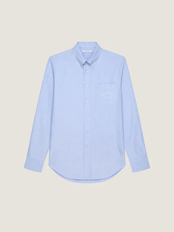 Skjorte i bomulls-oxford med Givenchy Paris-broderi Skjorte i bomulls-oxford med Givenchy Paris-broderi