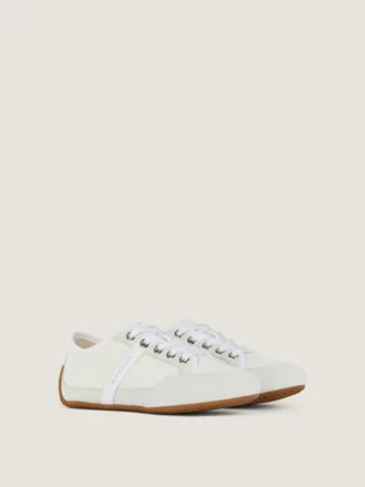 Slanke sneakers i mesh og semsket skinn