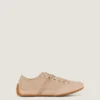 Slanke sneakers i mesh og semsket skinn