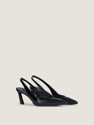 Spikete slingbacks i skinn