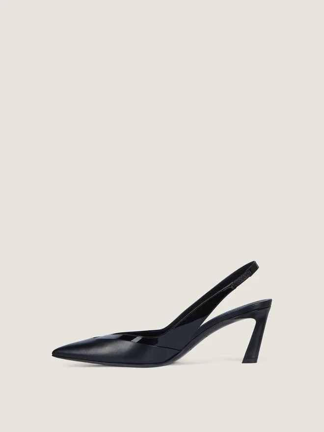 Spikete slingbacks i skinn Spikete slingbacks i skinn