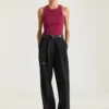 Tank-top med Slim Fit-passform i bomull med Givenchy Paris-trykk Tank-top med Slim Fit-passform i bomull med Givenchy Paris-trykk